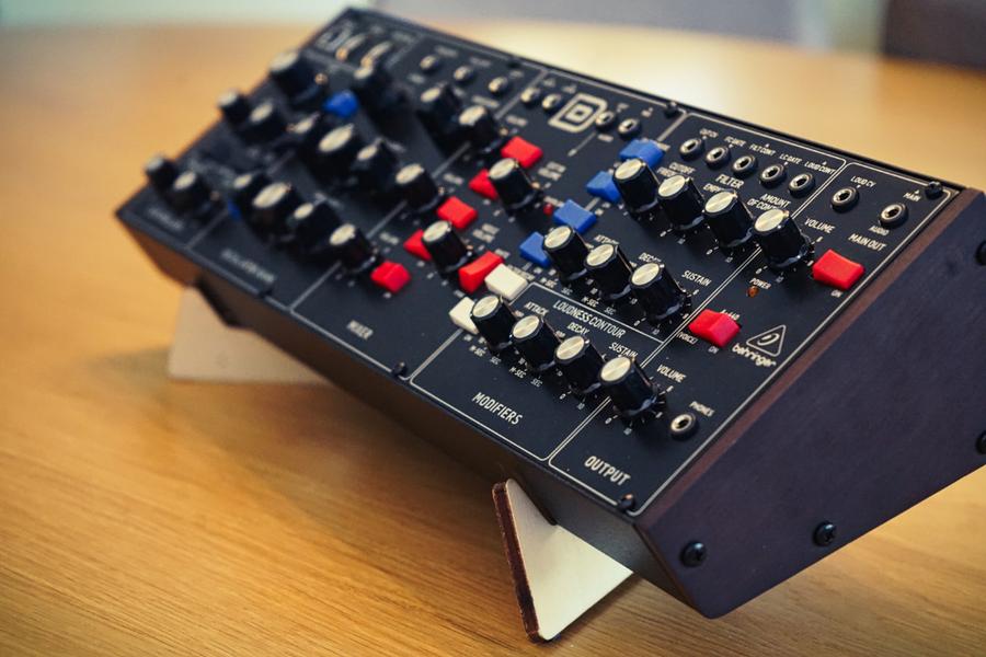 KOSMO DOUBLE STAND - Synth, Drum Machine, Laptop & Tablet Double TableTop Stand