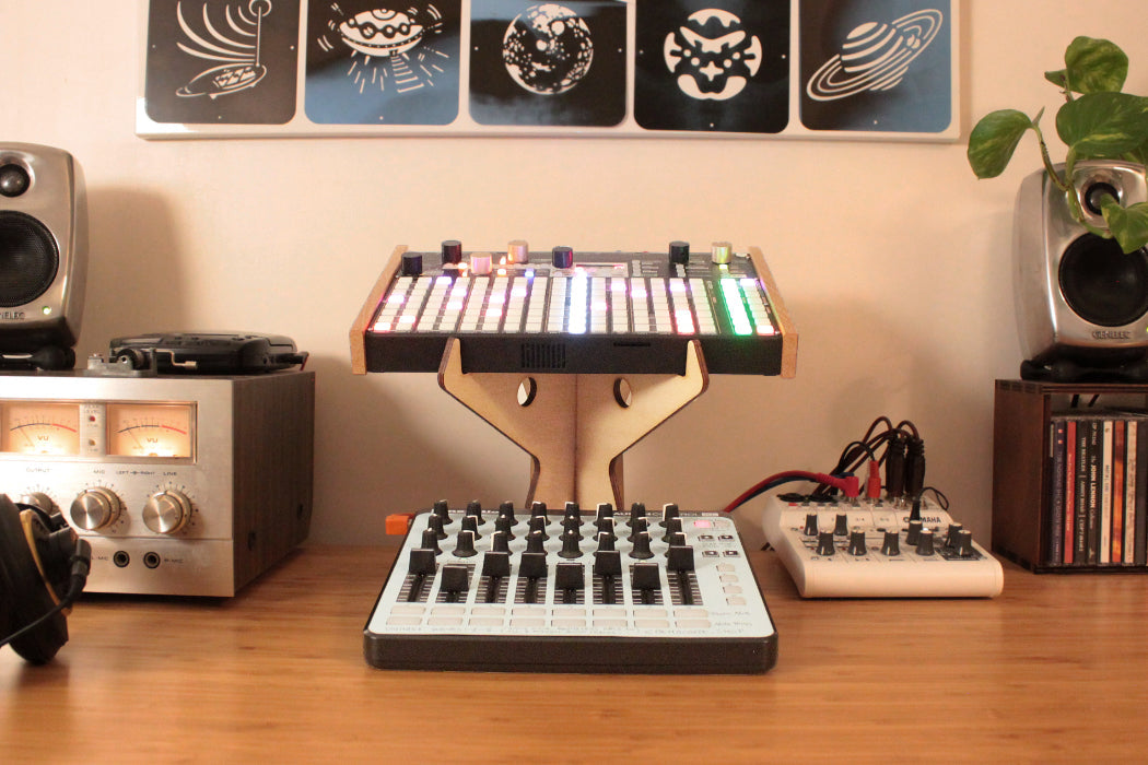 Asimov 2-tier stand